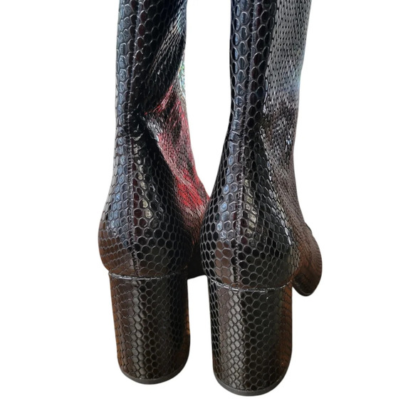 Clarks Laina 85 Black Reptile Snake Embossed Patent Leather Boots Women Size 9.5 - Picture 7 of 12